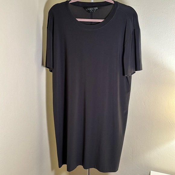 Norma Kamali Kulture Short Sleeve Gray Shift Dress - Medium - Picture 1 of 5